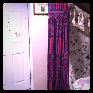 Maxi dress w slit I. Front
